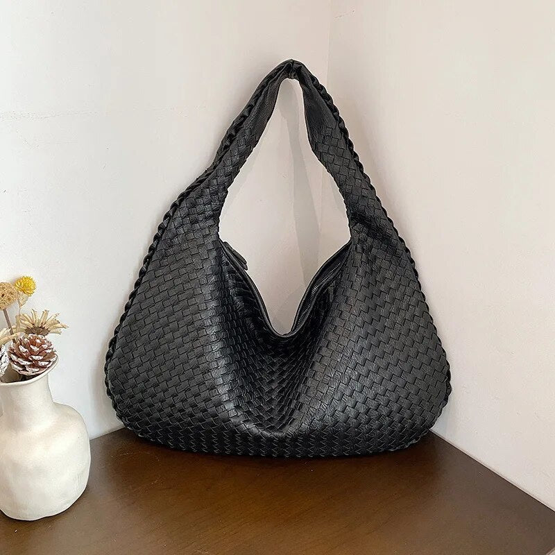 AVALIA | ESSENTIAL TAS